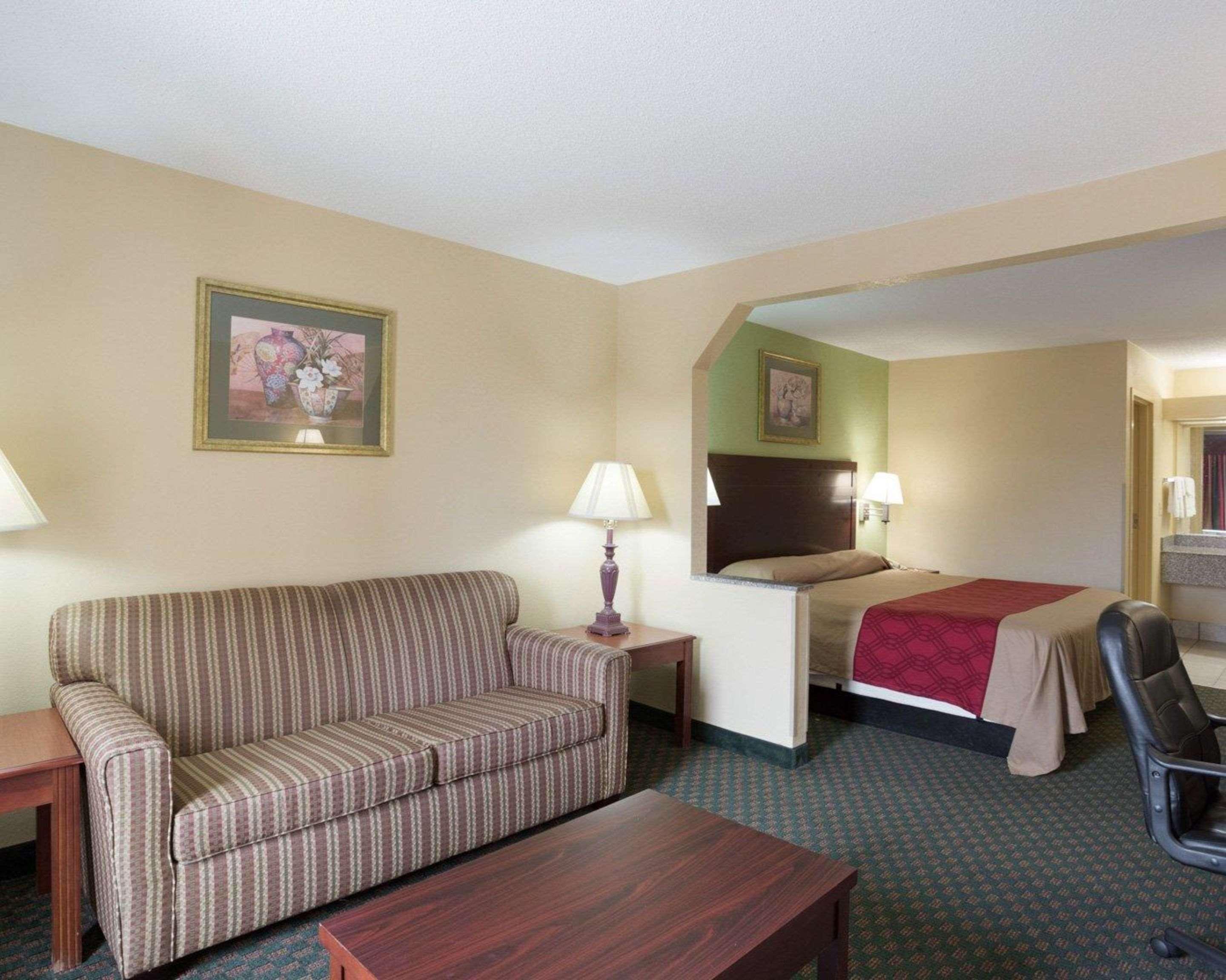Rodeway Inn & Suites New Orleans Exteriör bild
