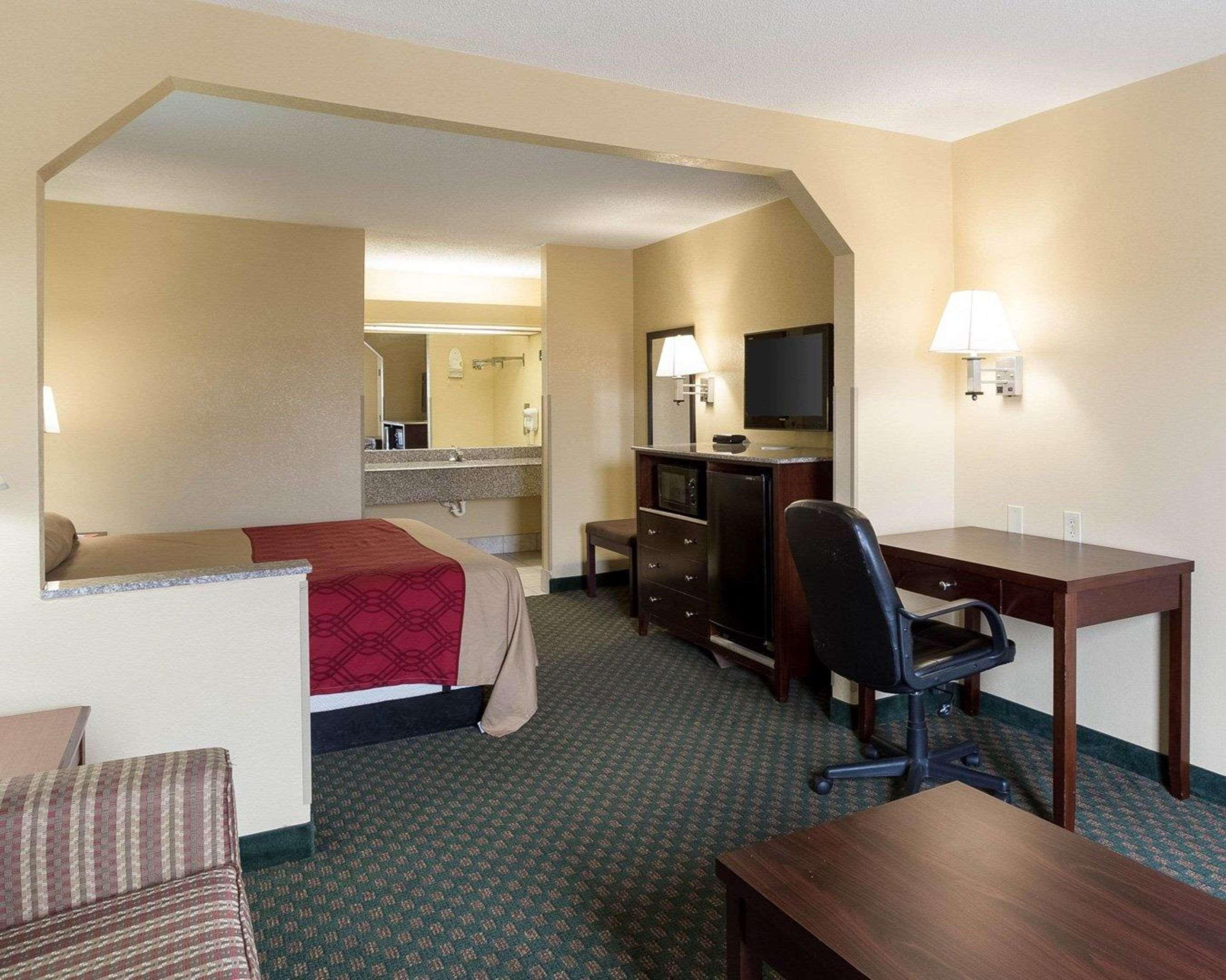 Rodeway Inn & Suites New Orleans Exteriör bild