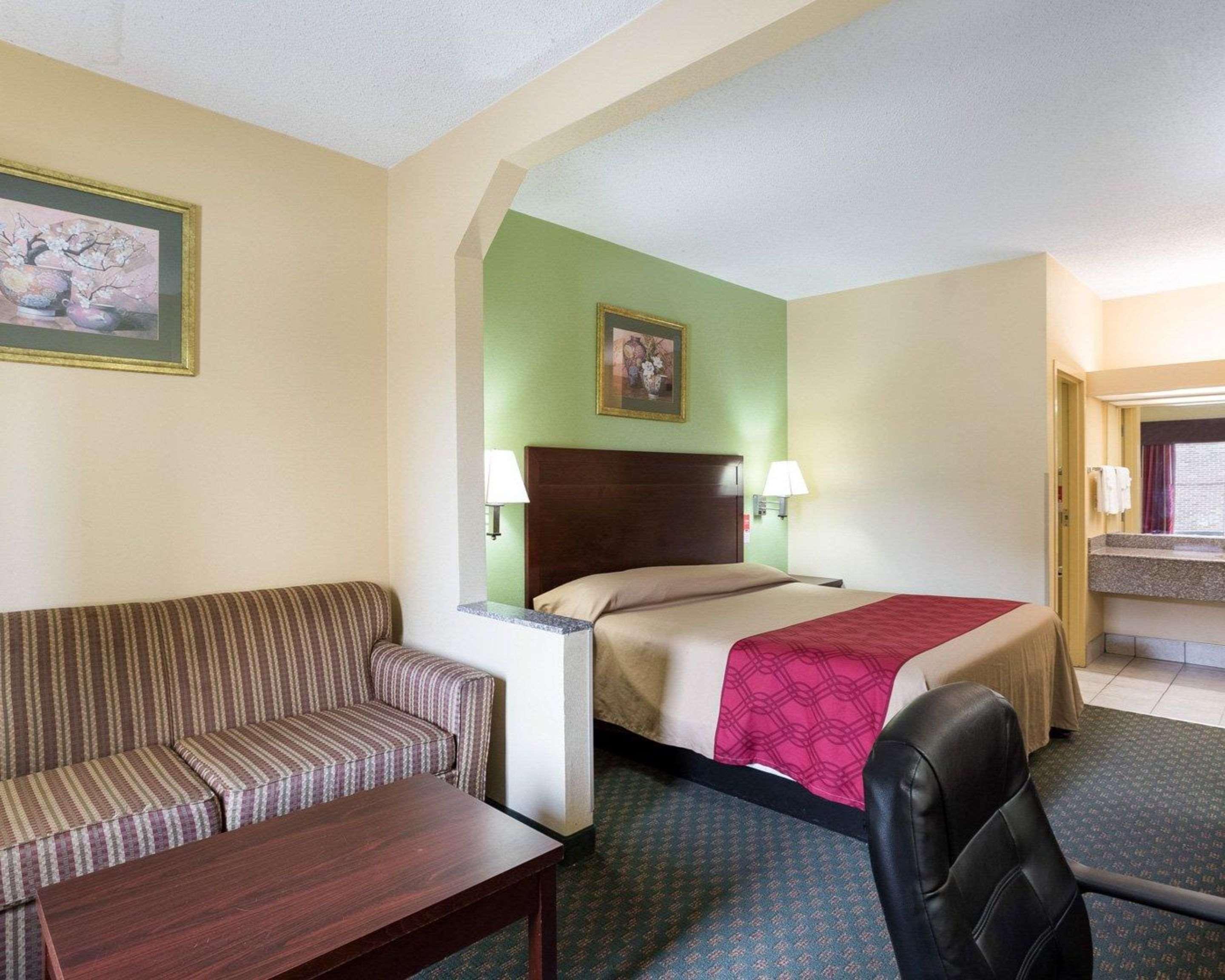 Rodeway Inn & Suites New Orleans Exteriör bild