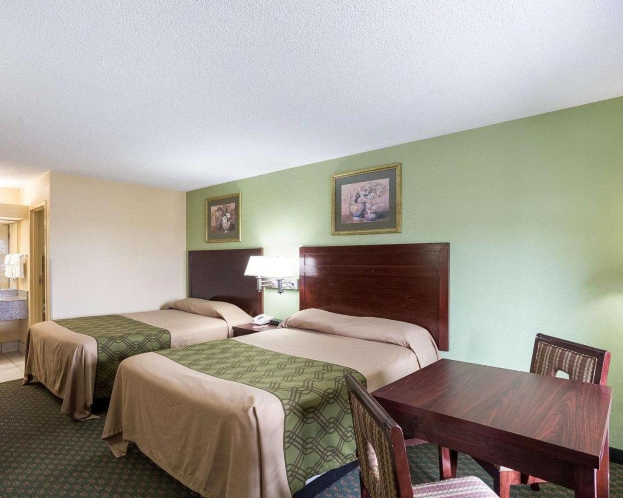 Rodeway Inn & Suites New Orleans Exteriör bild
